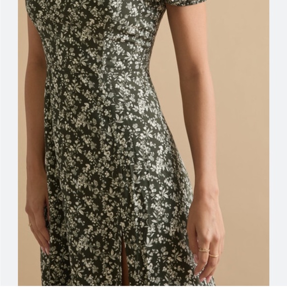 Francesca's Collections Green Floral Midi Dress♥️Excellent Condition - Picture 2 of 7